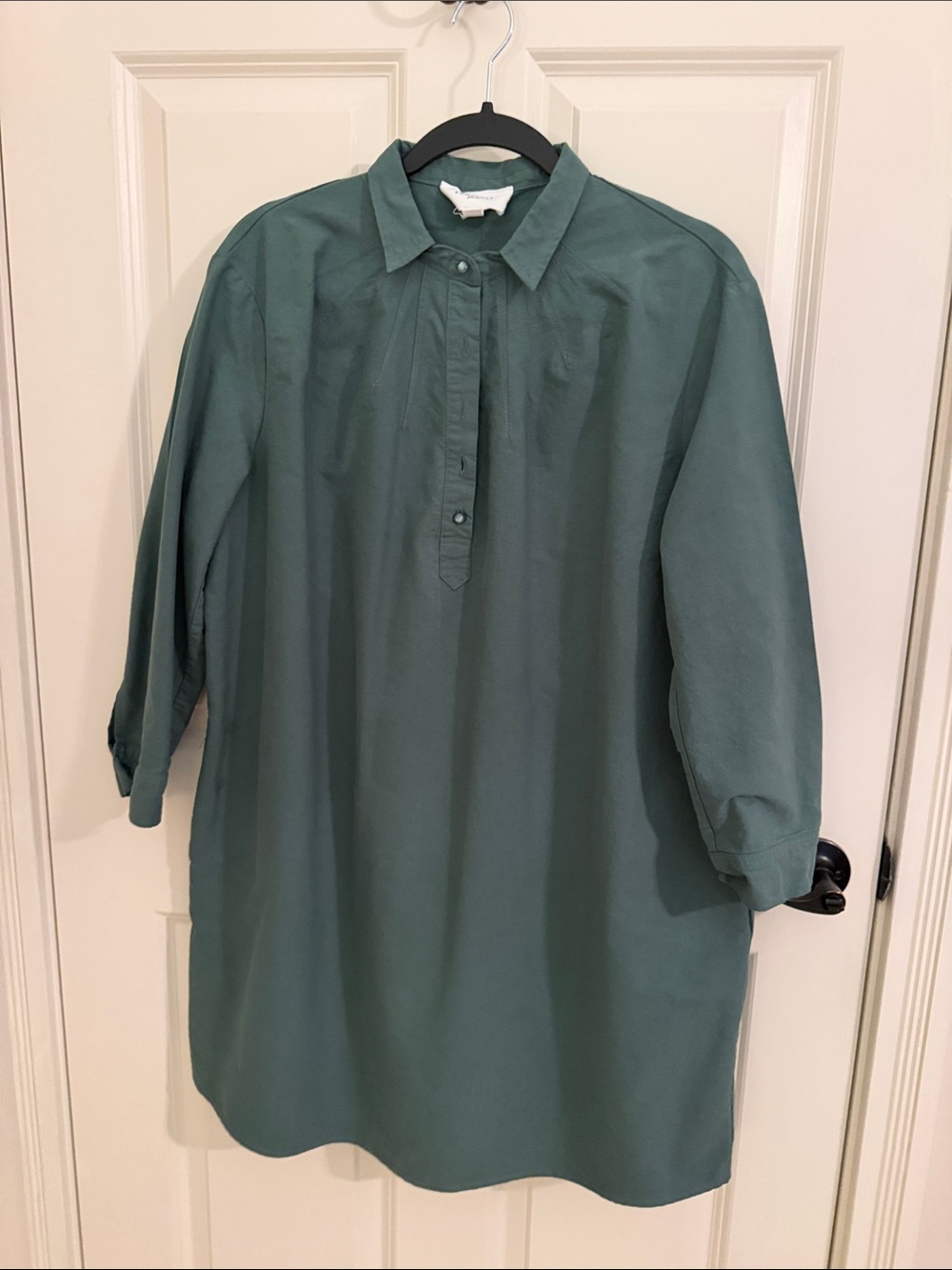 Tuckernuck Forest Green Button-Front Casual Shirt